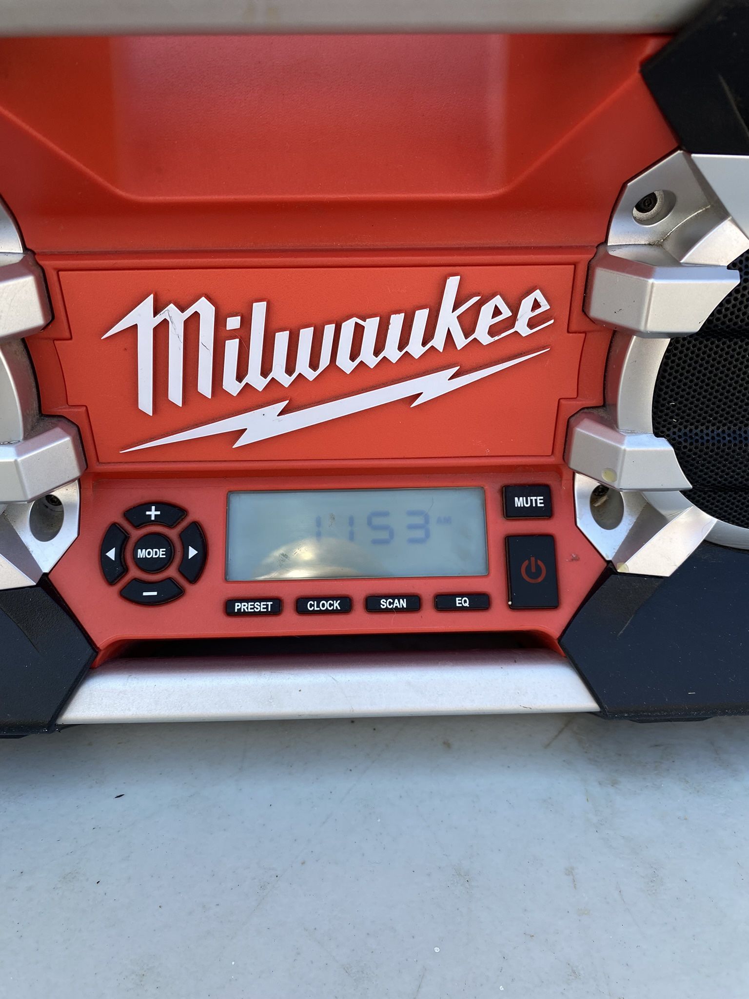 Milwaukee Jobsite Radio