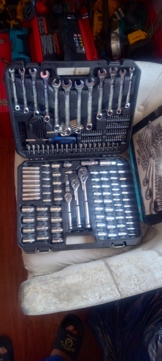 Set De Dados POWER TORQUE 200 PIESAS