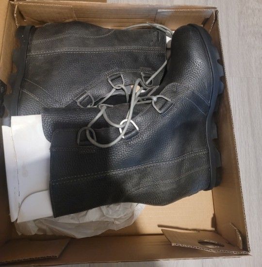 Sorel Size 11 Booties
