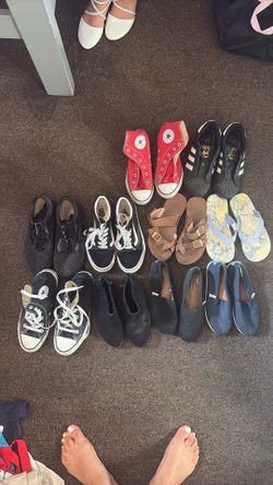 Shoes for sale each pair for $5