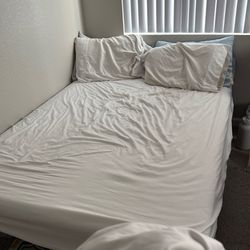 Full Size Mattress And Bed Frame 