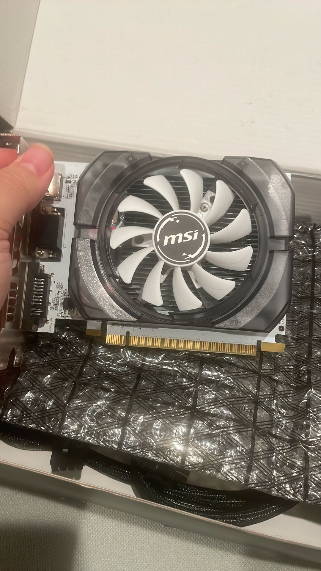 MSI GeForce GT 730 Fermi DDR3 128-bit 2GB DirectX 12 (N730 2GD3V3)