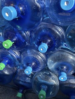 5 Gallon Water Bottles With Caps