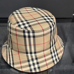 BURBERRY Beige Vintage Check Bucket Hat Size XL