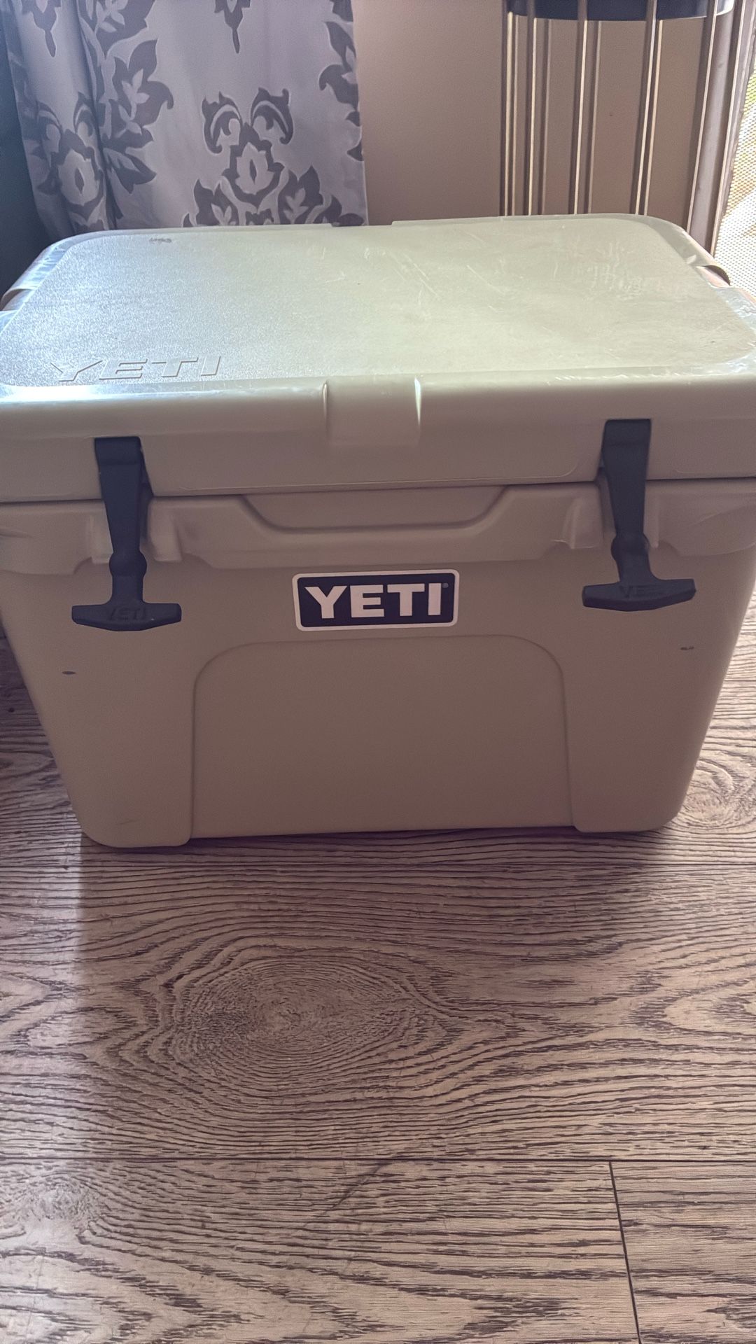 Yeti Cooler 35 