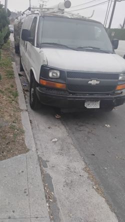 2005 Chevy Express 2500