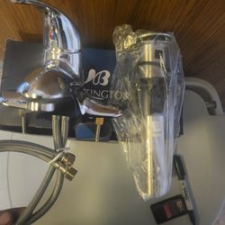 Huntington Brass Single Control Lavatory Faucet.