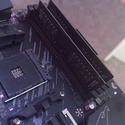 32GB DDR4 3600MHZ CL16 RAM