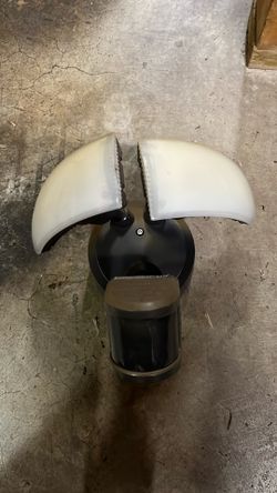 Led outside flood light with motion detection