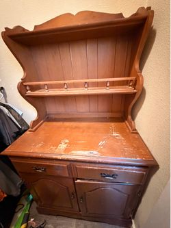 Wooden dresser & book shelf that goes on top