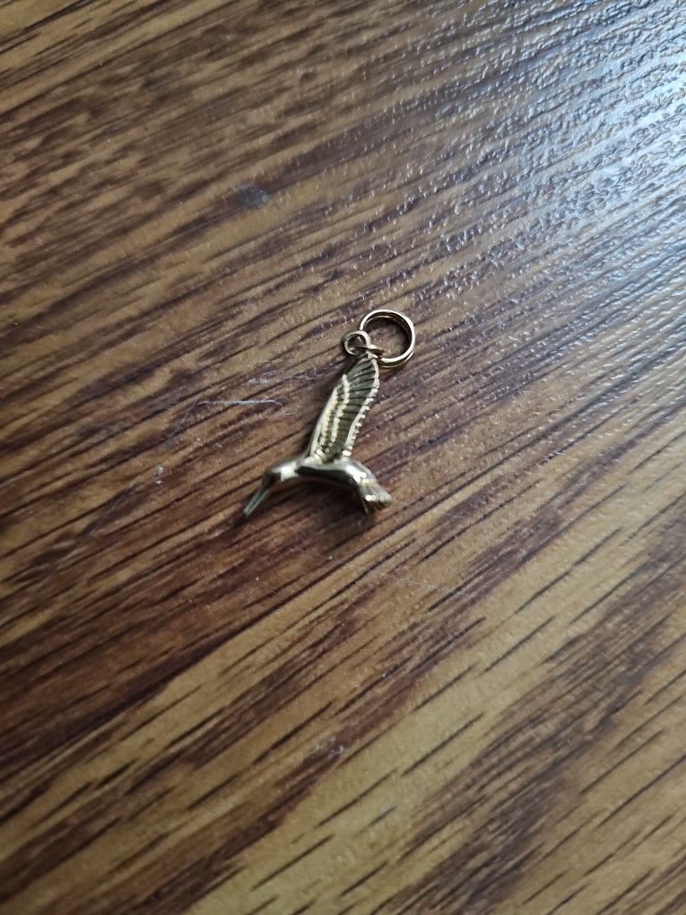 14k 2.3g Solid Gold Humming Bird Pendant/Charm