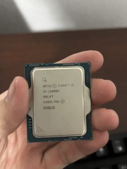 Intel i5 12600k CPU and 8x2 16gb RAM DDR4