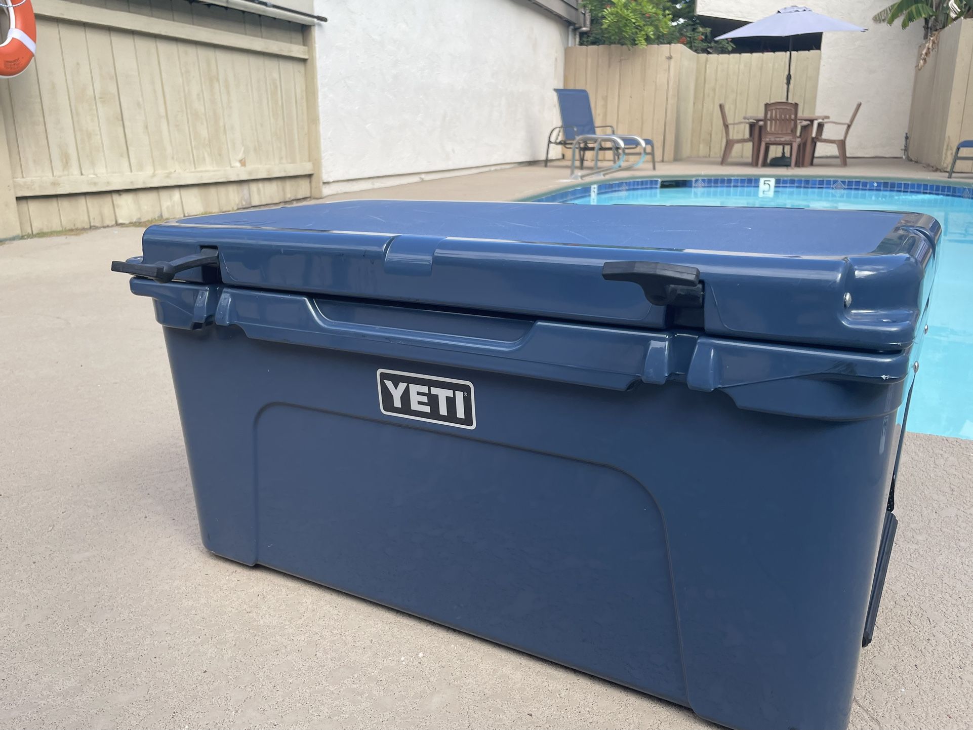 Yeti 65 Navy Blue Cooler For Sale for Sale in Palmerton, PA - OfferUp