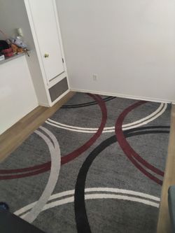 CASH ONLY:World Rug Gallery Modern Abstract Circles Area Rug - Gray, Red & Black