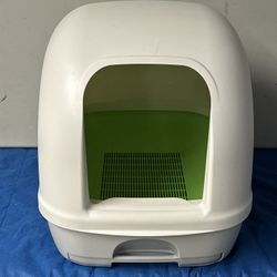 Purina Tidy Cats Breeze Covered Cat Litter Box System Kit for Pellet Cat Litter and Pee Pads