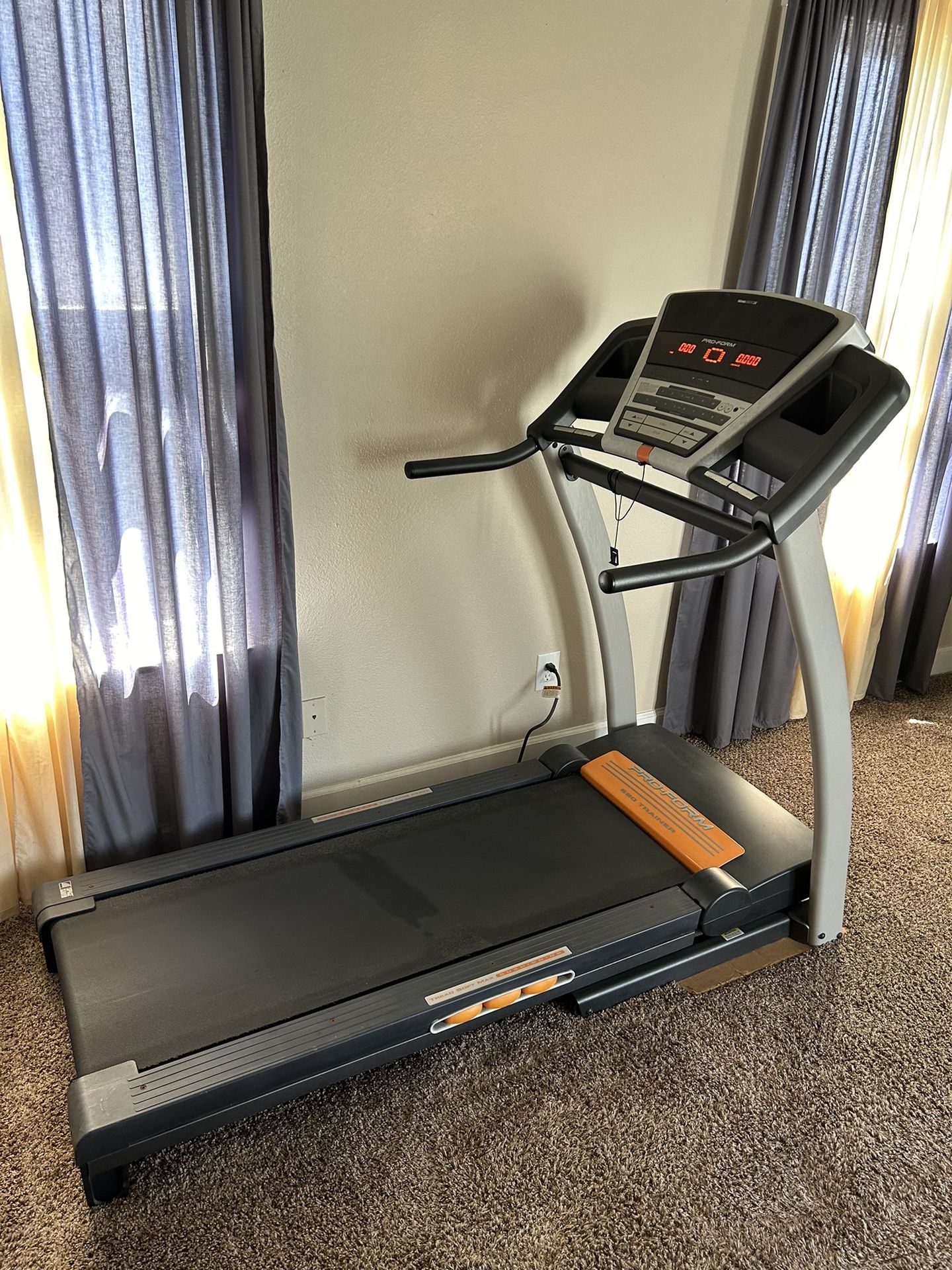 Proform 680 Trainer Treadmill for Sale in Riverside CA OfferUp