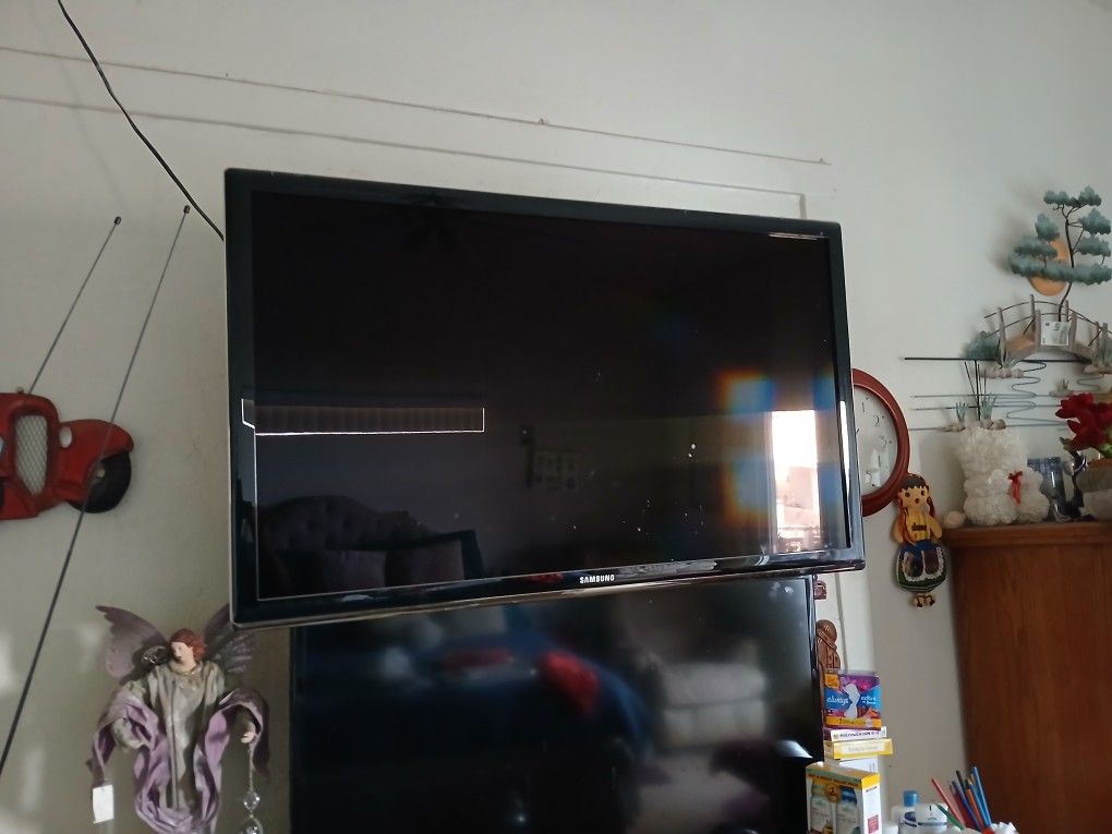 Samsung.
T v