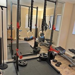 Weight Squat Rack With rings Attachment 