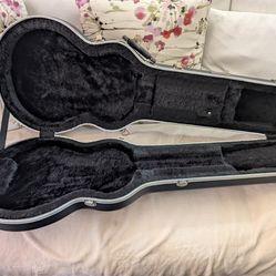 Road Runner Guitar Case