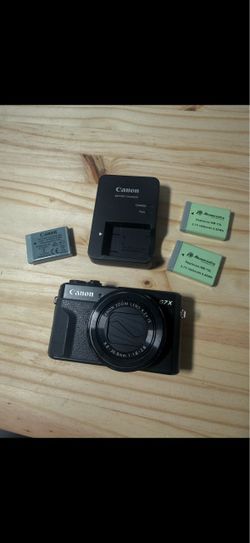 Canon G7X Mark II Bundle