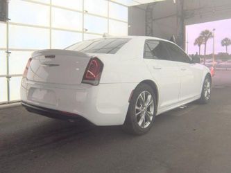 2017 Chrysler 300