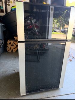 Wine Enthusiast Dual Zone Wine Cooler