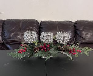 beautiful centerpiece, double sided.