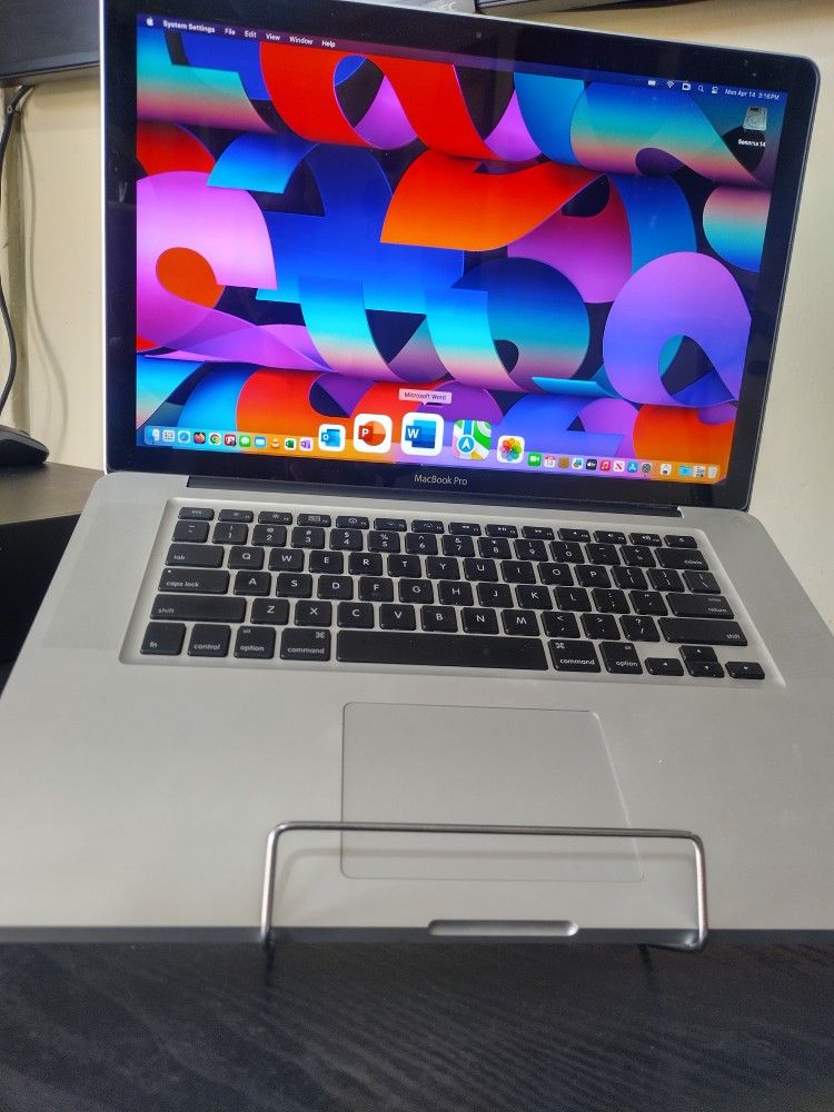 Apple MacBook Pro - OSX Sonoma 14 - 2024-25 Apps - $200