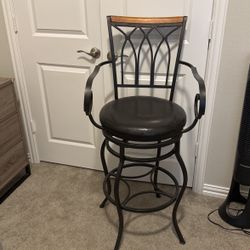 1 Swivel Bar stool