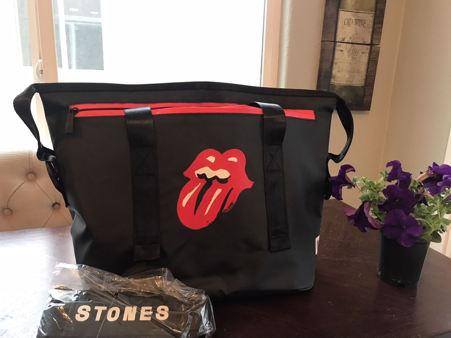 Stones cooler bag never used , insulated.