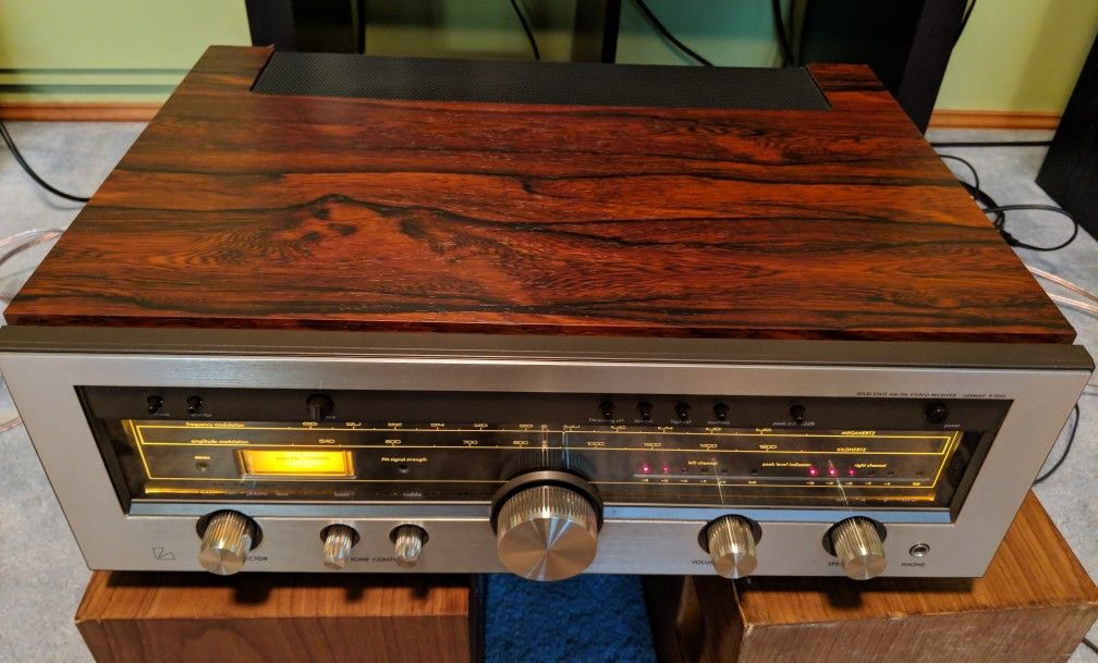Luxman R-1040 Receiver