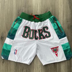 Milwaukee bucks shorts 