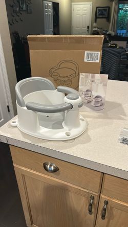 Baby Bath Seat for Babies Who Can Sit Up