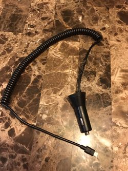 Car charger for 6 our 7 s I phone