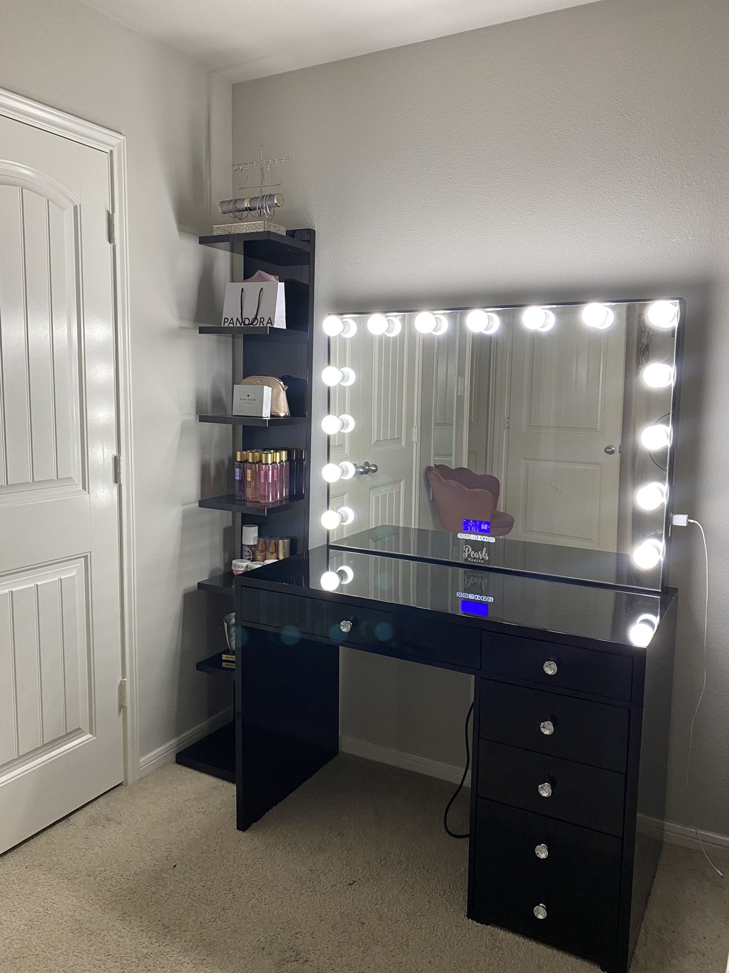 Makeup Vanity Black With Bluetooth Mirror Price includes delivery and  assembly shelf is separately In Stock Financing available for Sale in  Houston, TX - OfferUp