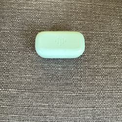 Pre-owned iLuv TB100 Earbuds