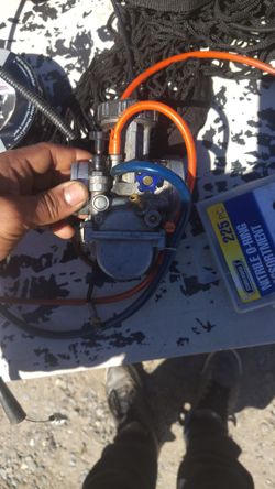 Keihin PWK HIGH PERFORMANCE CARBURETOR WITH NEW COLOR HOSES AND I'M THROWING IN THROTTLE CABLE
