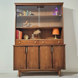 Vintage Mid Century Modern Hutch 