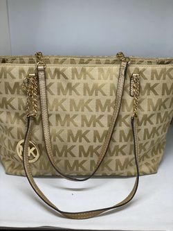 Michael Kors Jet Set Signature Chain Tote