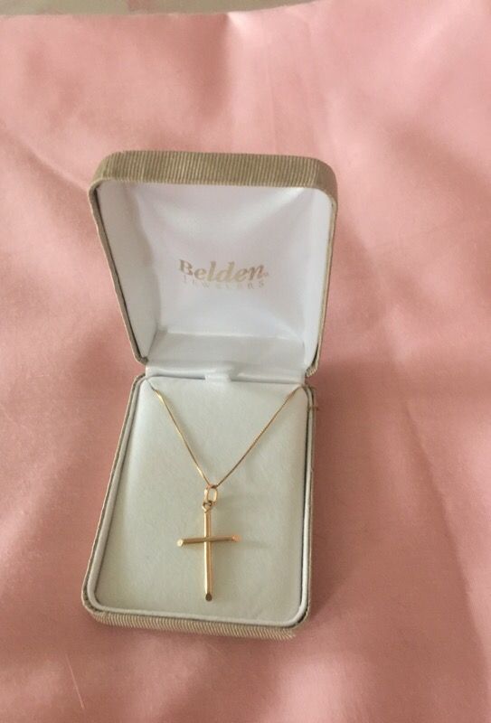 14 Kt gold 20" chain with 14 Kt gold cross
