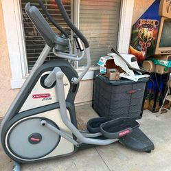 Star Trac Elliptical 