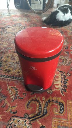 2.2 Gal Red Trash Bin