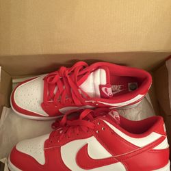 Red Nike Dunks