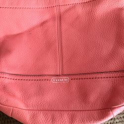 Great Peach coach Bag!! 