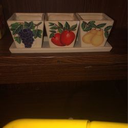 Decorative Porcelain Set