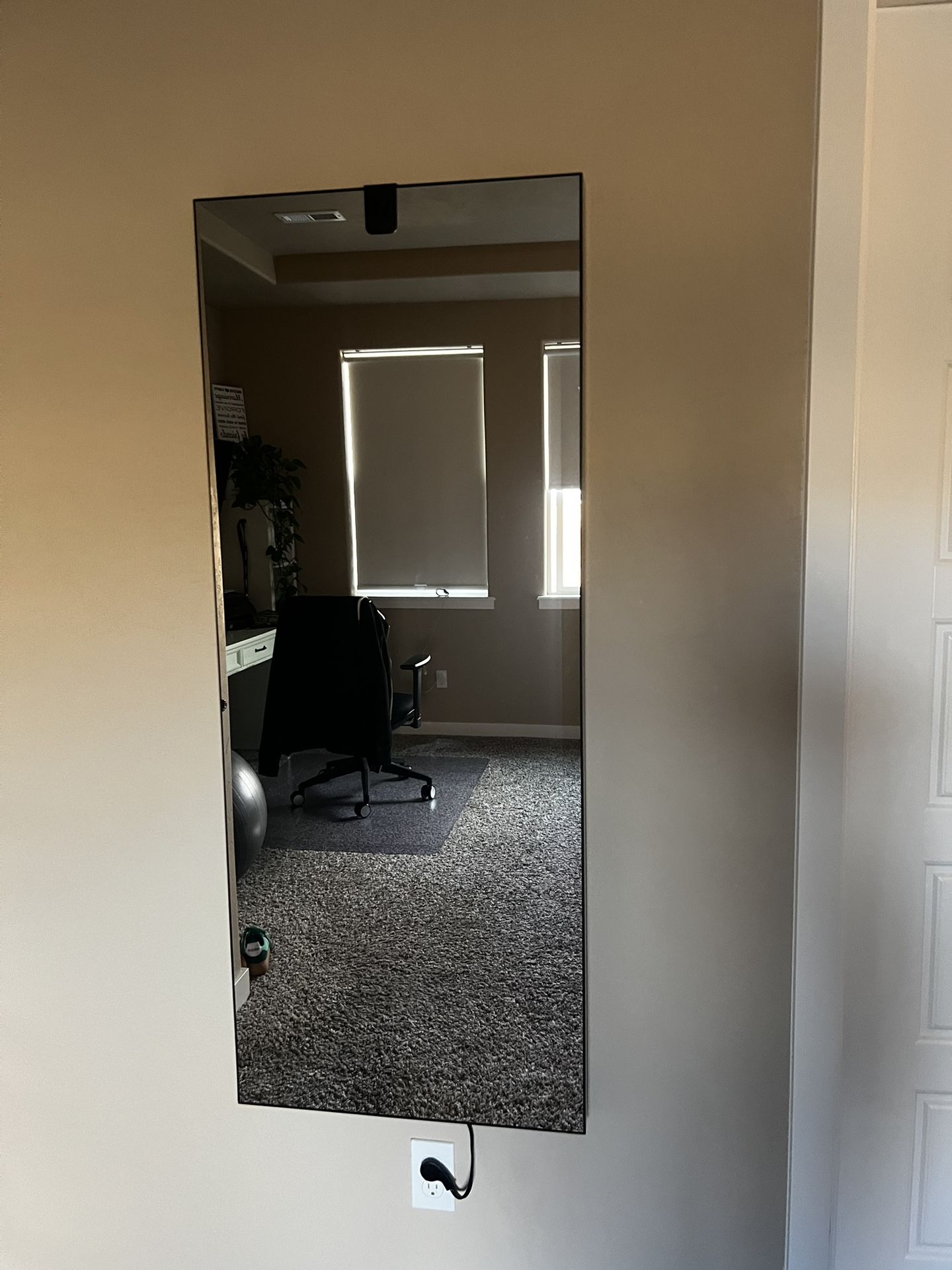 Lululemon Mirror