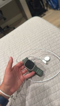 Apple Watch Ultra + Charger