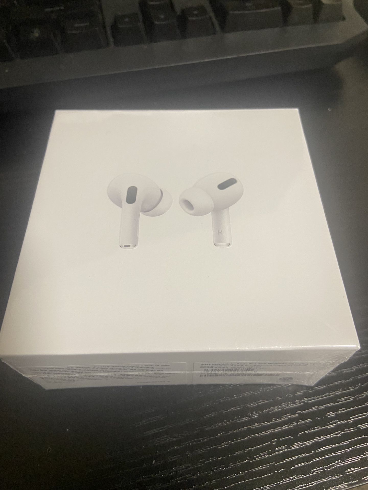 Airpods pro 1st generation 