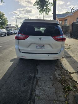 2015 Toyota Sienna