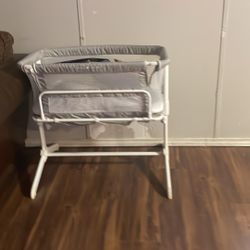 4 Moms Y Cuna Portal Para Bebé 